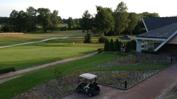 Breuninkhof GC: Practice area & clubhouse