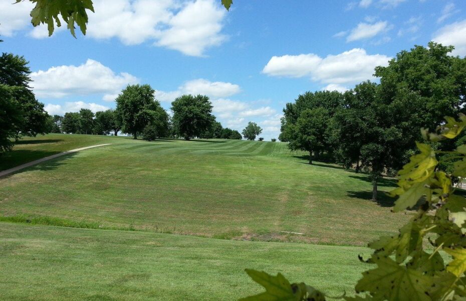 Glenridge Golf Course in Irene, South Dakota, USA GolfPass