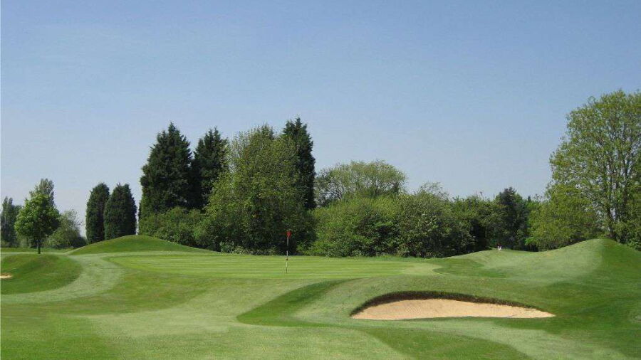 14th green at the Oxford Golf Club