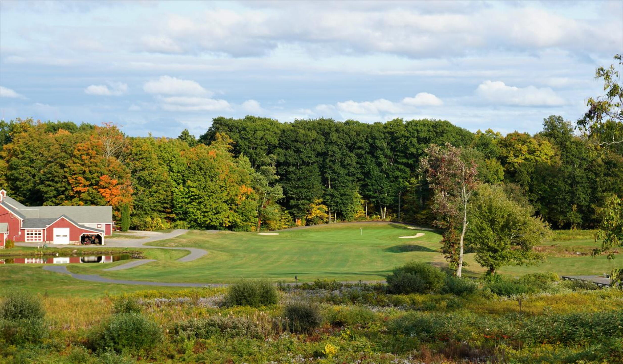 The fifteenth hole and its bucolic surroundings. (Photo submitted by AptlyLinked on 09/28/2020)