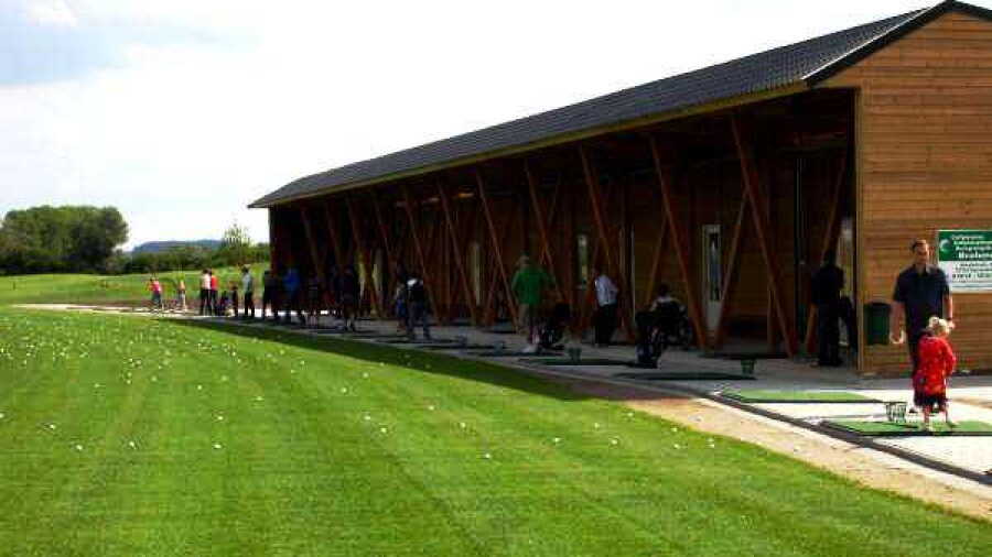 Schloss Krugsdorf GC: driving range