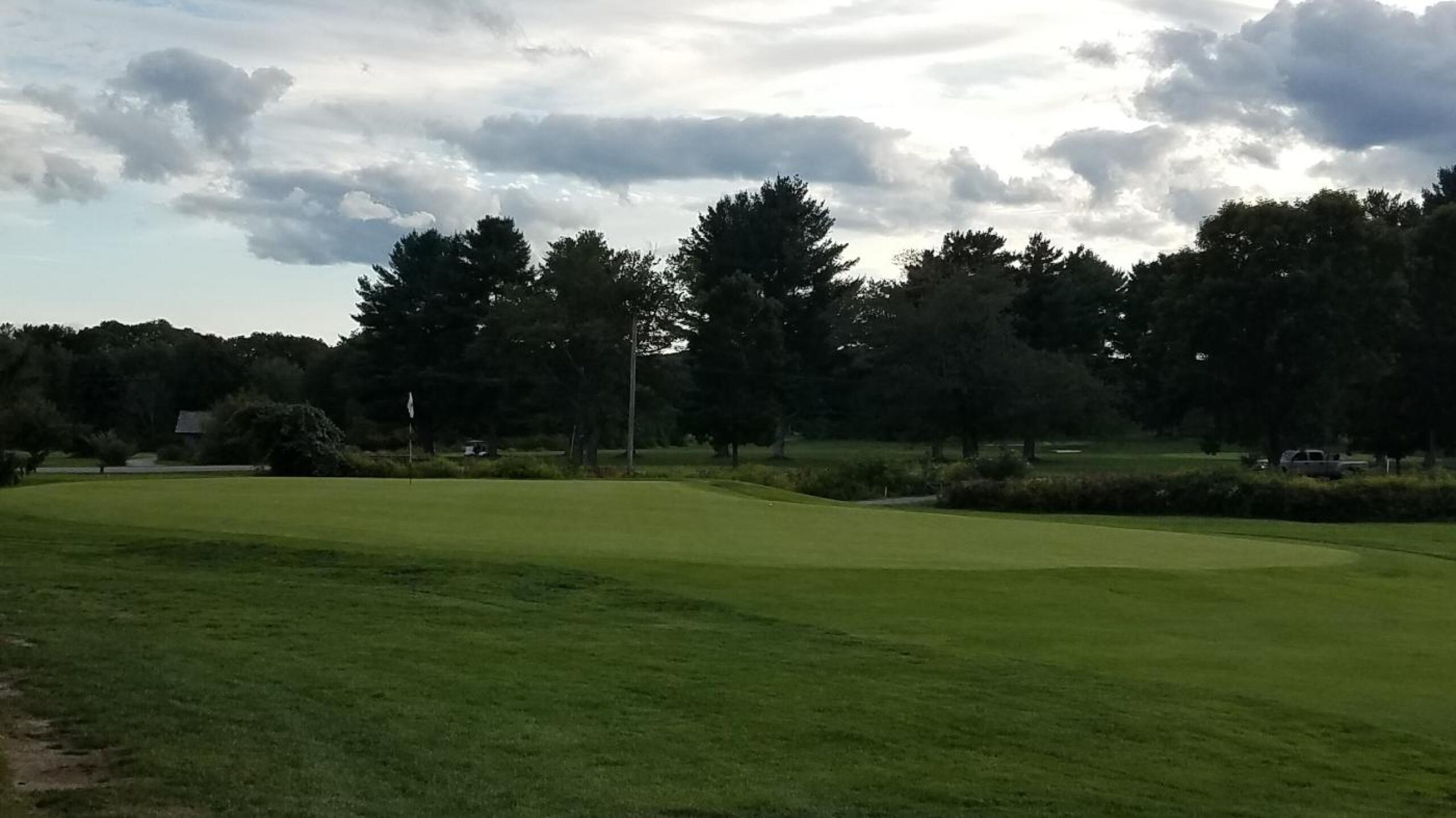 Green 18, near dusk. (Photo submitted by AptlyLinked on 09/12/2019)
