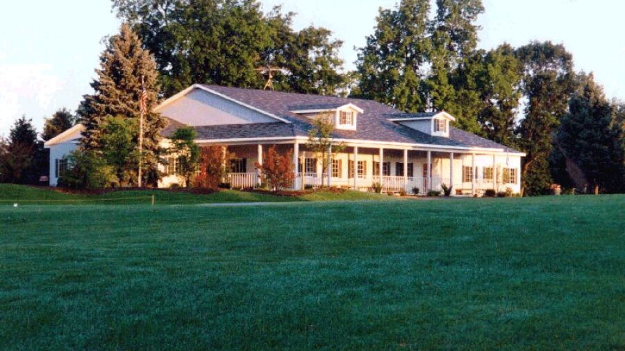 Highland Hills GC: clubhouse