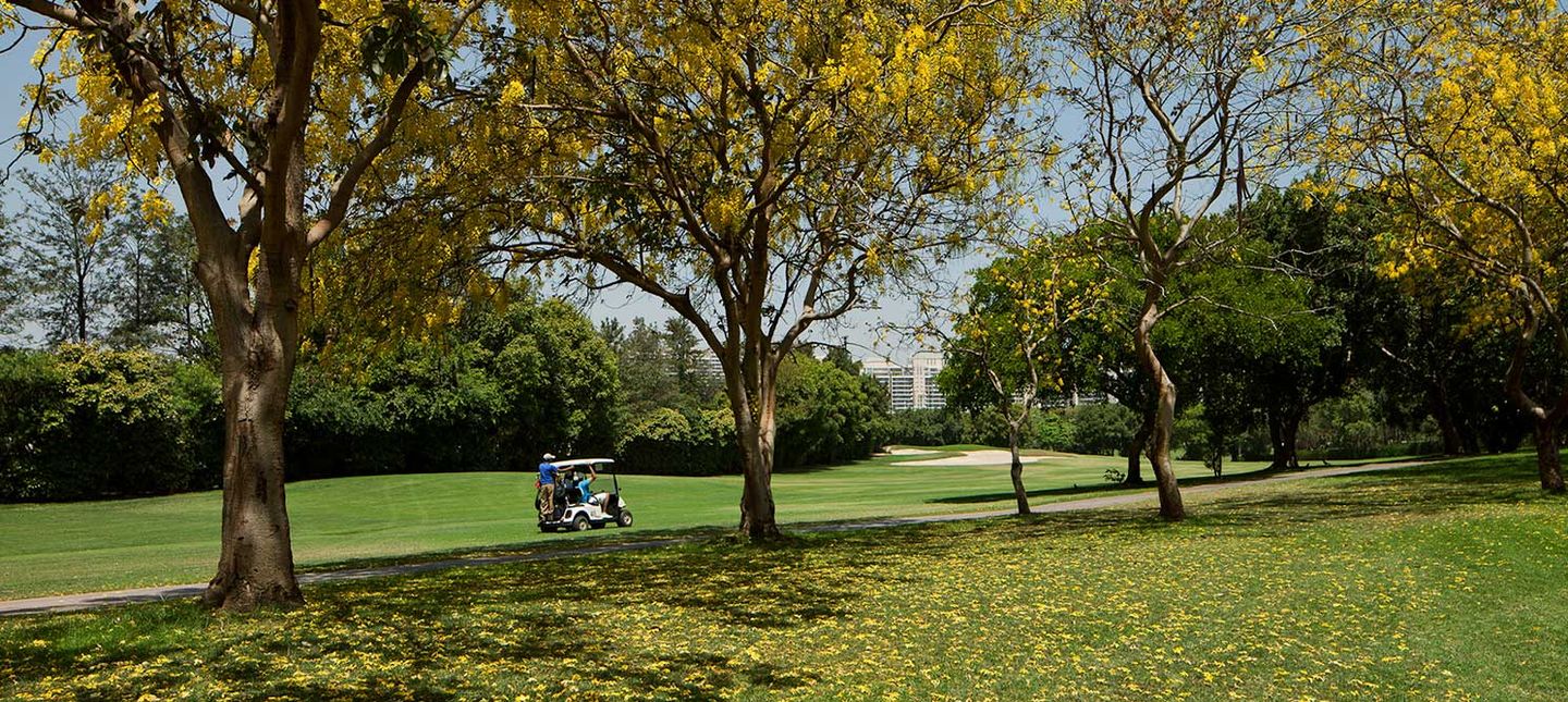 DLF Golf & Country Club