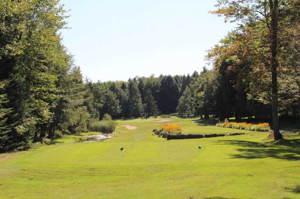 Les Rochers Bleus Golf and Auberge