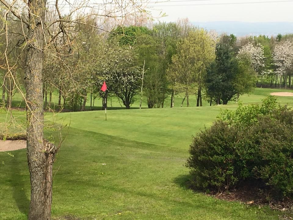 Par-3 Course