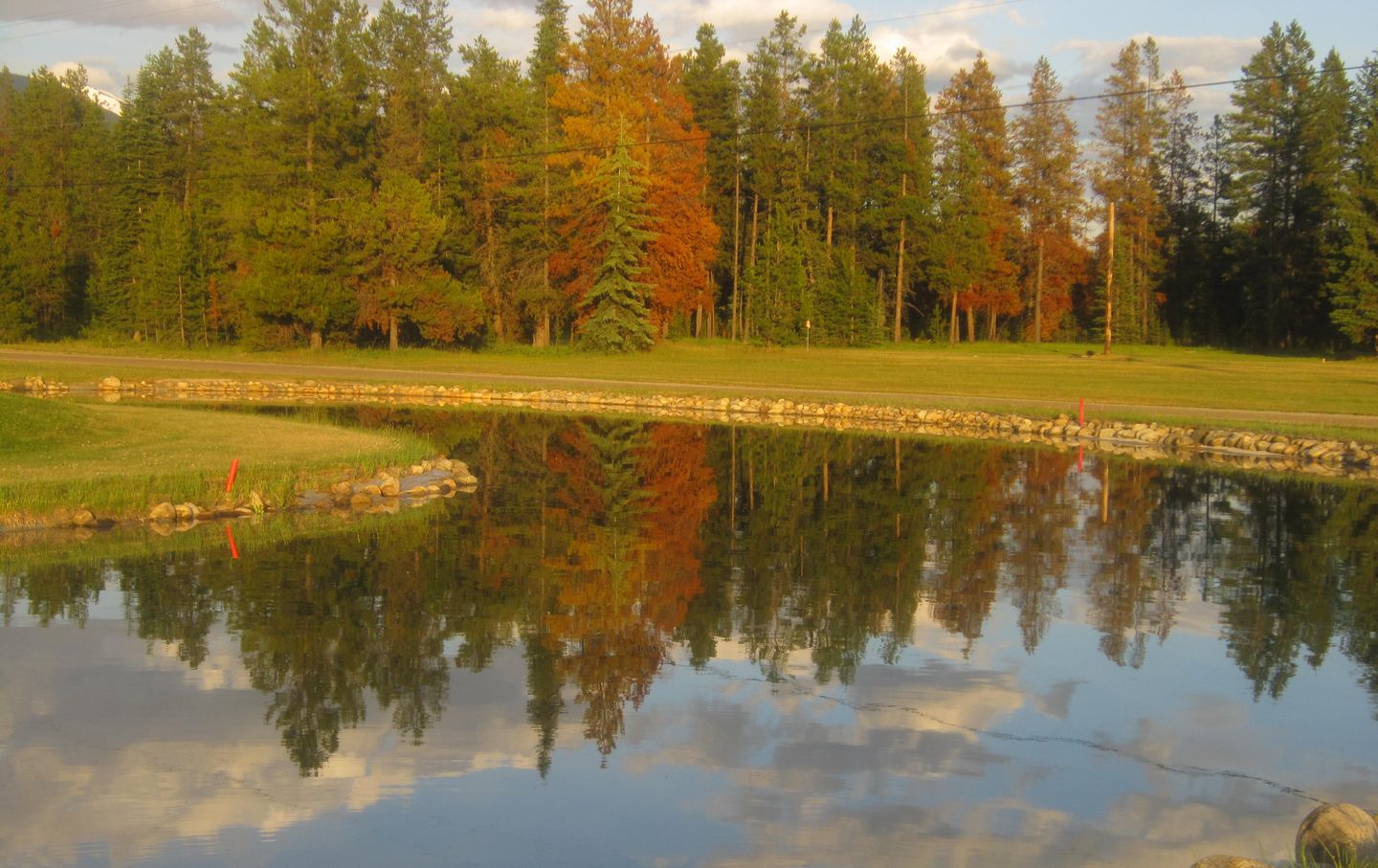 Valemount Pines Golf and Country Club