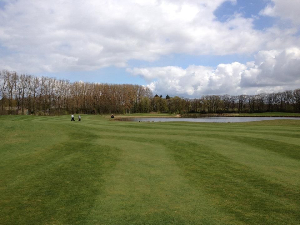 Par-3 Course