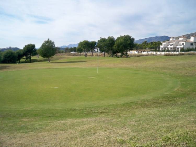 Sierra Cortina Pitch & Putt Course