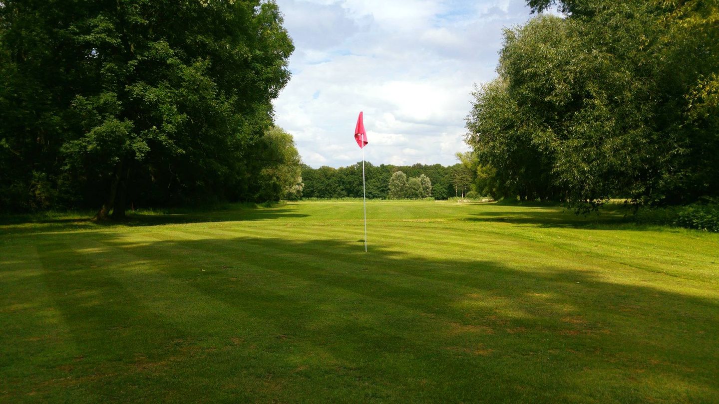 The Knights Golf Club