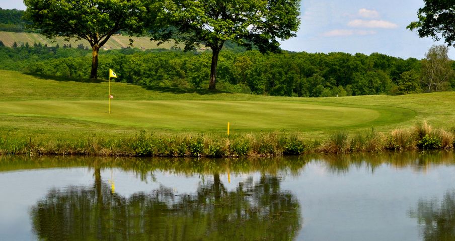 6-hole Course