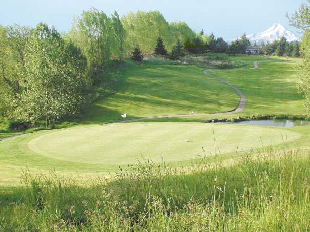 Indian creek golf course in hood river, oregon, usa | golfpass