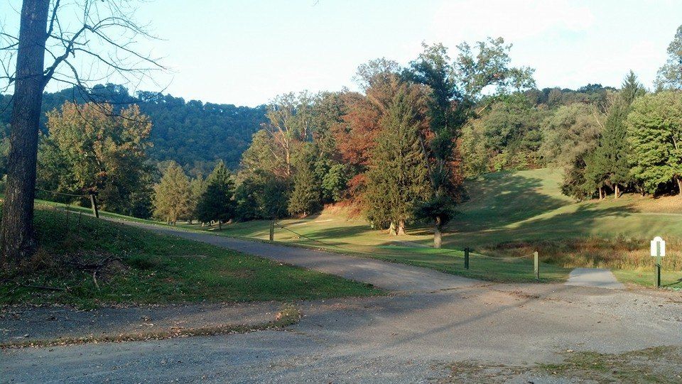 Hawks Nest Country Club